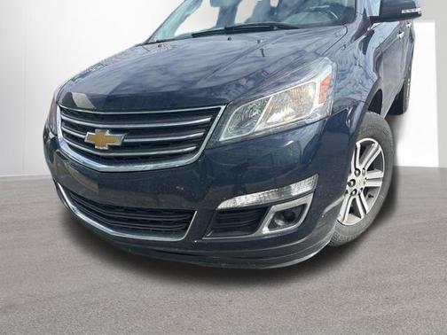 2017 Chevrolet Traverse 2LT