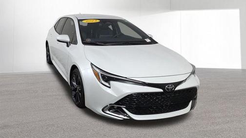 Pearl 2023 Toyota Corolla Hatchback XSE