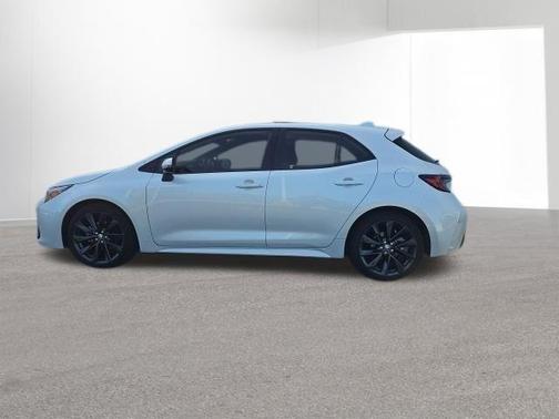 Pearl 2023 Toyota Corolla Hatchback XSE