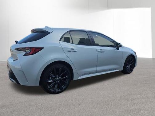 Pearl 2023 Toyota Corolla Hatchback XSE