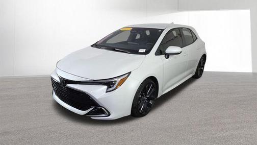 Pearl 2023 Toyota Corolla Hatchback XSE