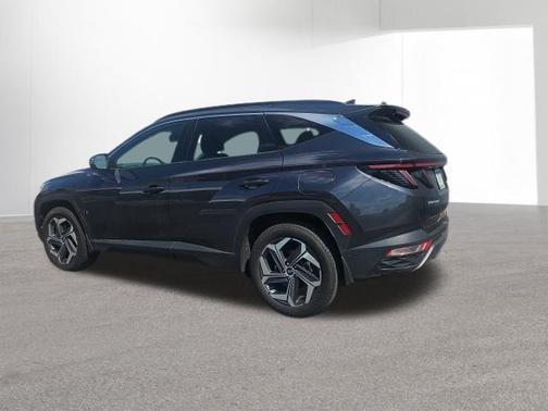 Dark Gray Metallic 2024 Hyundai TUCSON Limited