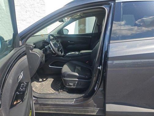 Dark Gray Metallic 2024 Hyundai TUCSON Limited