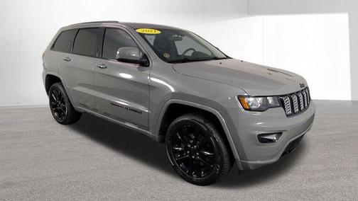 Sting Gray Clearcoat 2021 Jeep Grand Cherokee Laredo X