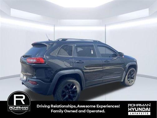 Brilliant Black Crystal Pearlcoat 2015 Jeep Cherokee Trailhawk