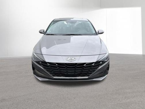 Metal 2023 Hyundai ELANTRA Limited