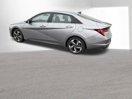 Metal 2023 Hyundai ELANTRA Limited