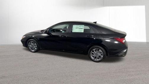 2026 Hyundai ELANTRA HEV Blue