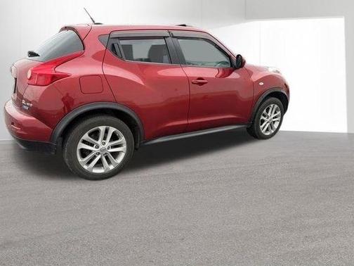 Cayenne Red 2012 Nissan Juke SL