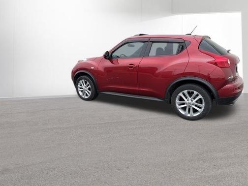 Cayenne Red 2012 Nissan Juke SL