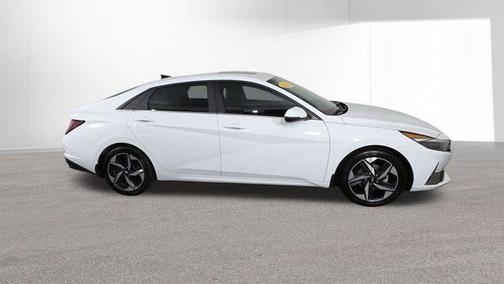 2022 Hyundai ELANTRA HEV Limited