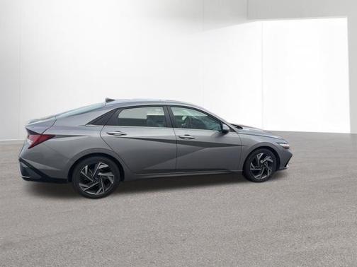 Metal 2024 Hyundai ELANTRA Limited