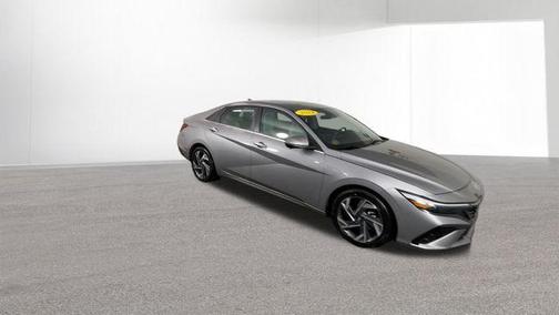 Metal 2024 Hyundai ELANTRA Limited