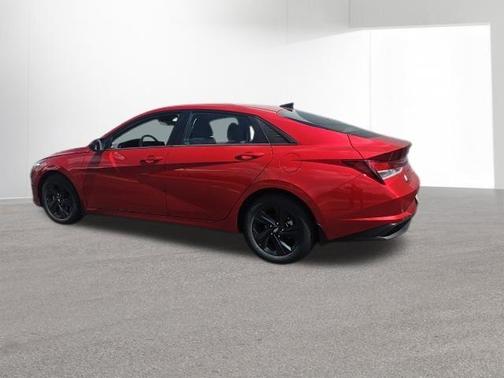 Calypso Red 2022 Hyundai ELANTRA SEL