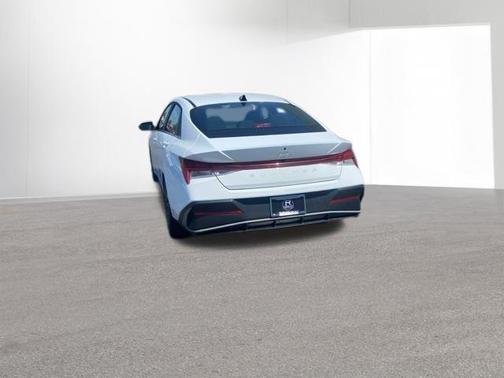 White 2025 Hyundai ELANTRA SEL Convenience