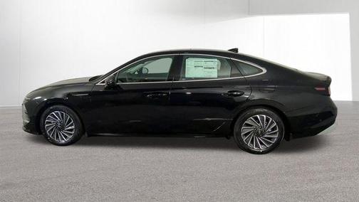 Black 2026 Hyundai SONATA Hybrid Limited