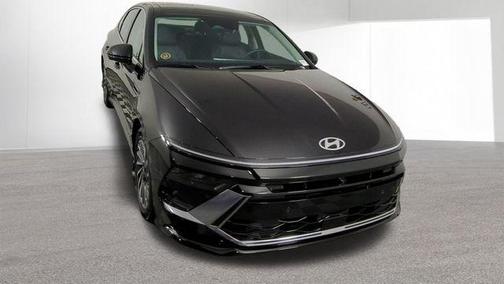 Black 2026 Hyundai SONATA Hybrid Limited