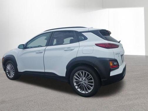 Lunar White 2021 Hyundai KONA SEL Plus