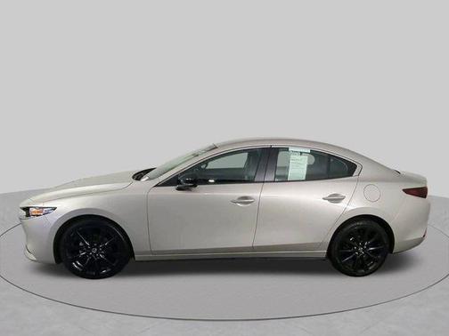 Platinum 2025 Mazda Mazda3 FWD w/Select Package
