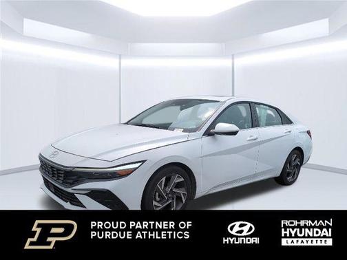 White 2025 Hyundai ELANTRA SEL Convenience