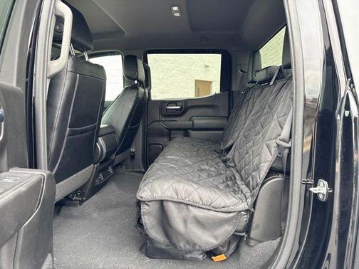 Black 2022 Chevrolet Silverado 1500 Custom