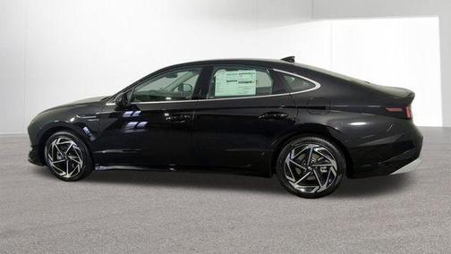 Black 2026 Hyundai SONATA SEL Sport