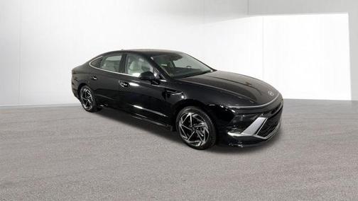 Black 2026 Hyundai SONATA SEL Sport