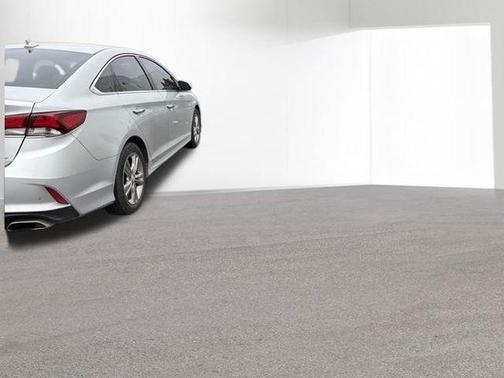 2018 Hyundai SONATA Limited