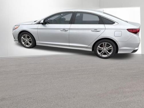 2018 Hyundai SONATA Limited