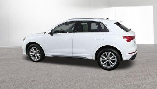 Arkona White 2025 Audi Q3 45 S line Premium