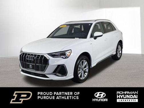 Arkona White 2025 Audi Q3 45 S line Premium