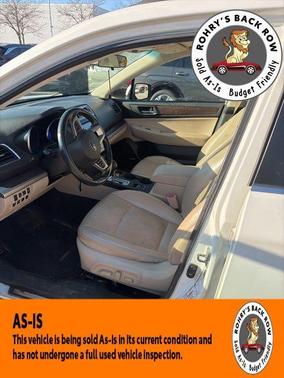 White 2016 Subaru Outback 2.5i Limited