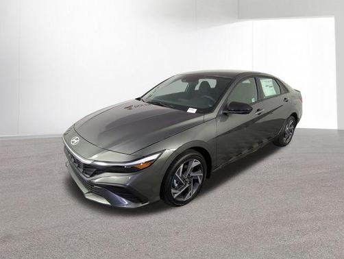 2025 Hyundai ELANTRA HEV SEL Sport