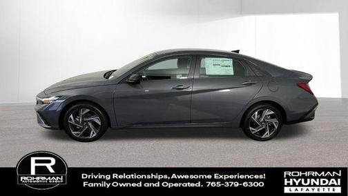 2025 Hyundai ELANTRA HEV SEL Sport