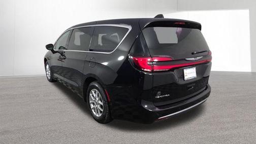 Diamond Black 2024 Chrysler Pacifica Touring-L