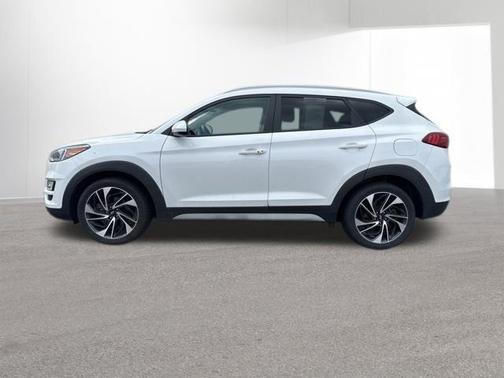 Cream White Pearl 2020 Hyundai TUCSON Sport