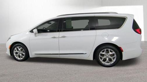 2018 Chrysler Pacifica Touring-L Plus