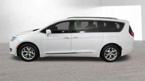 2018 Chrysler Pacifica Touring-L Plus