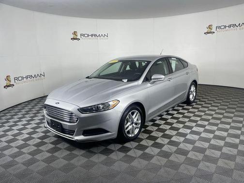 2016 Ford Fusion SE