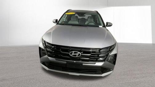 Shimmering Silver 2025 Hyundai TUCSON SEL