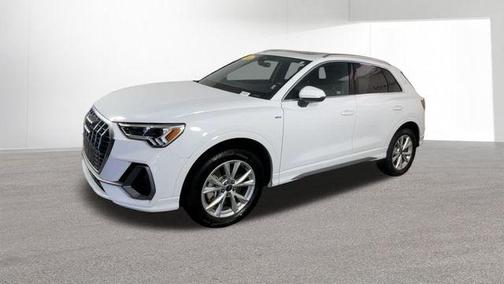 2025 Audi Q3 45 S line Premium