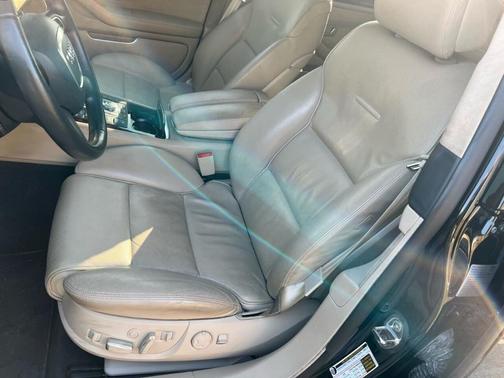 2008 Audi A8 L 4.2 quattro for sale in Schaumburg, IL - image 32