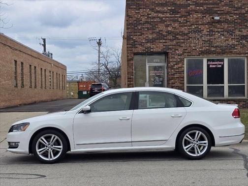 2014 Volkswagen Passat 1.8T Auto SEL Premium