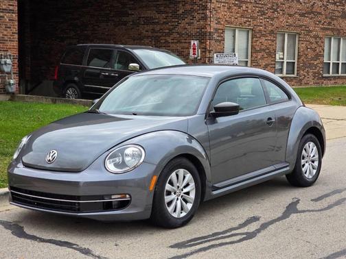 2014 Volkswagen Beetle Auto 1.8T Entry