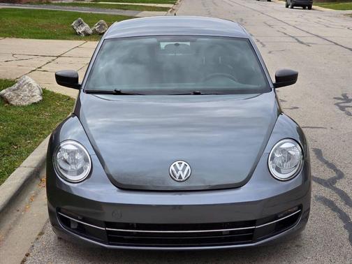 2014 Volkswagen Beetle Auto 1.8T Entry