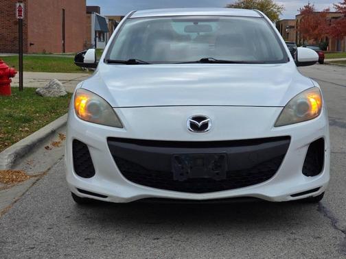 2013 Mazda Mazda3 i Sport