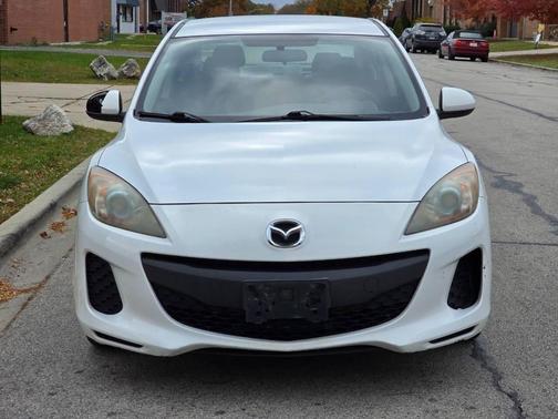 2013 Mazda Mazda3 i Sport