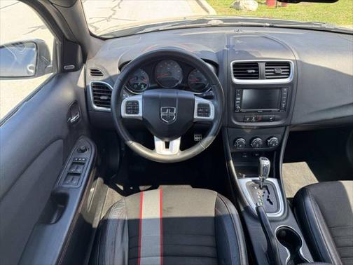2014 Dodge Avenger R/T