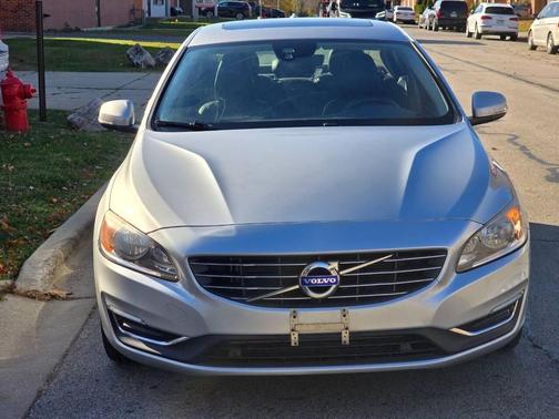 2016 Volvo S60 T5 Drive-E Premier