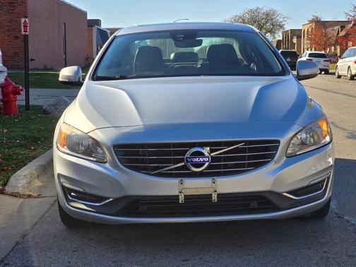 2016 Volvo S60 T5 Drive-E Premier